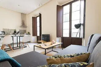 Q&Q Cathedral Suites Sevilla Seville