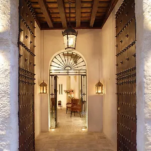 Corral Del Rey Hotel