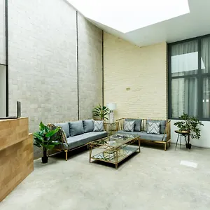 Hotel La Puerta De Palacio - Adults Only
