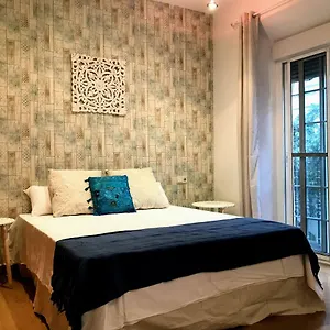 Hotel Triana Luxury